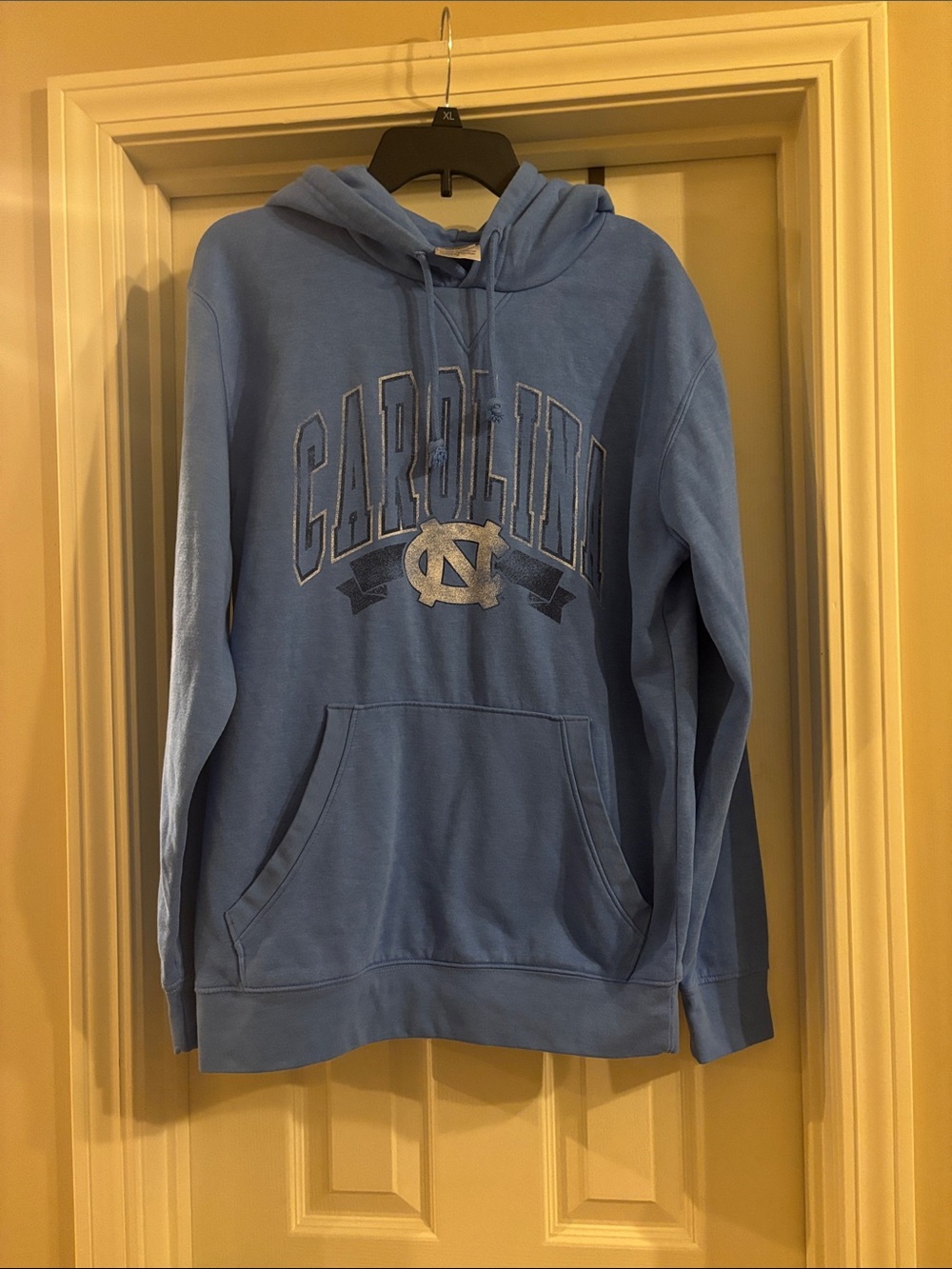 North Carolina Carolina Pullover Hoodie - Light Blue men’s medium